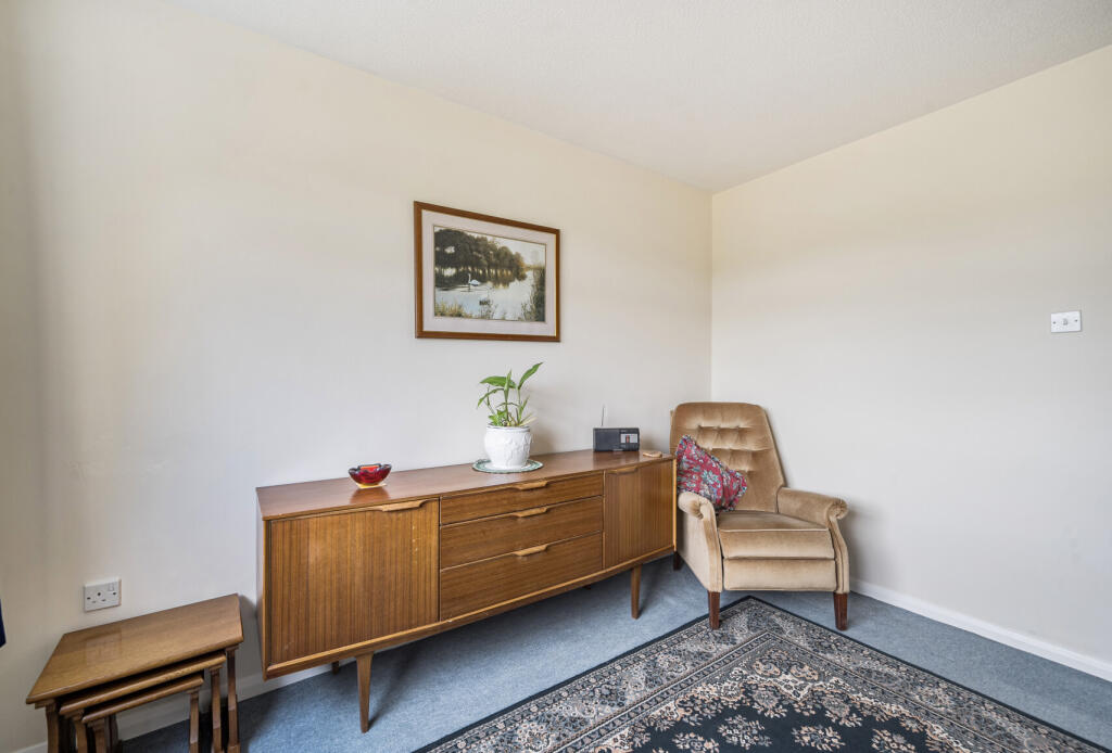 1328791-9-687f58b...