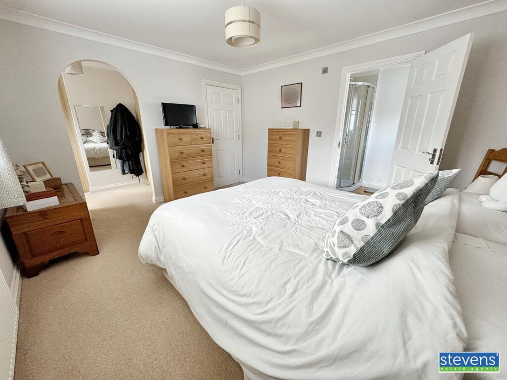 image00010_blurred (3)