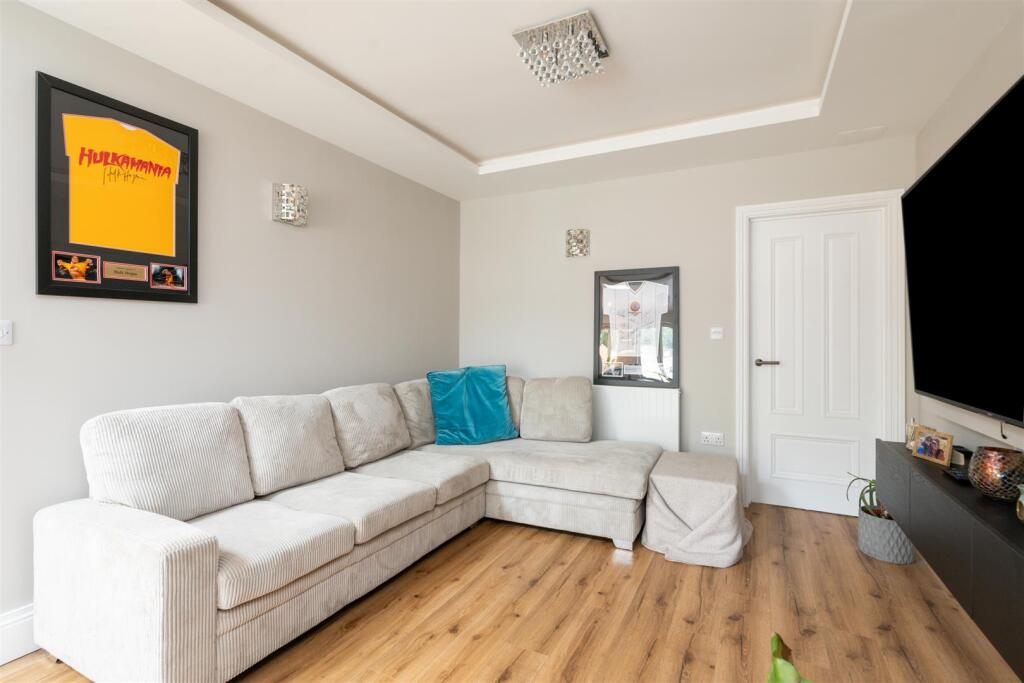 27 Avon Road, Shirley_9.jpg