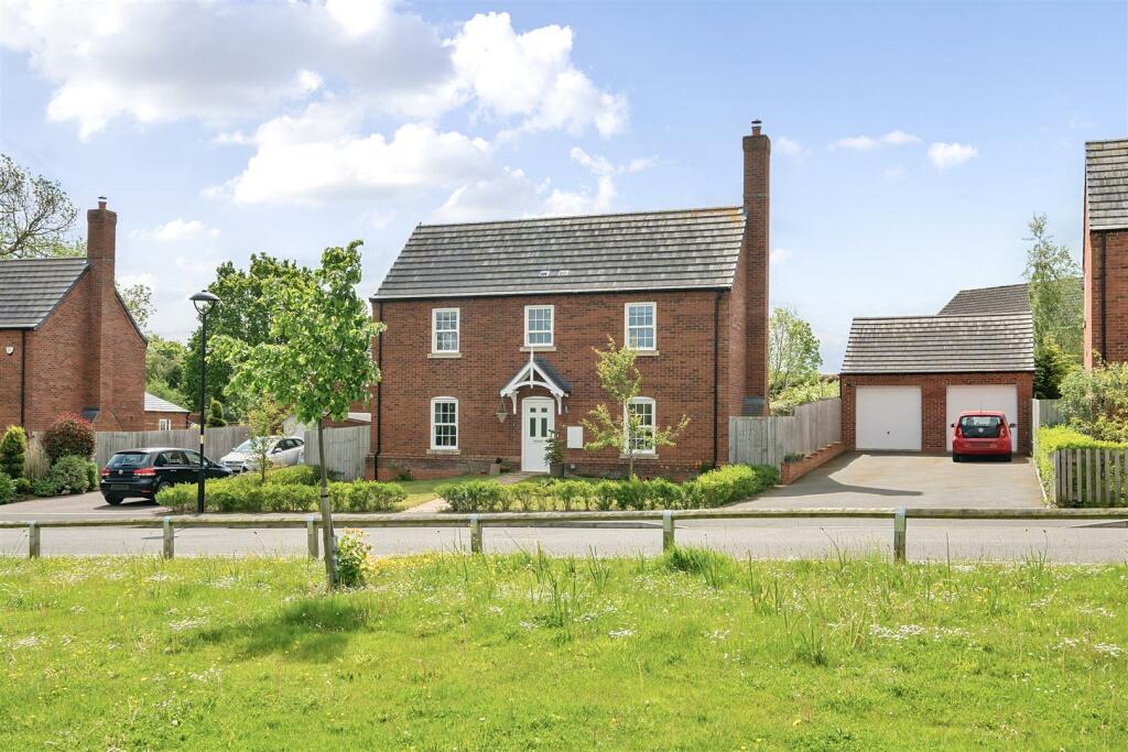 John Campbell Close, Flore