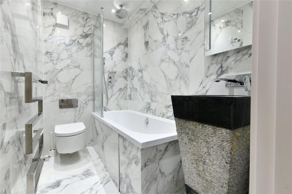 Main Bathroom