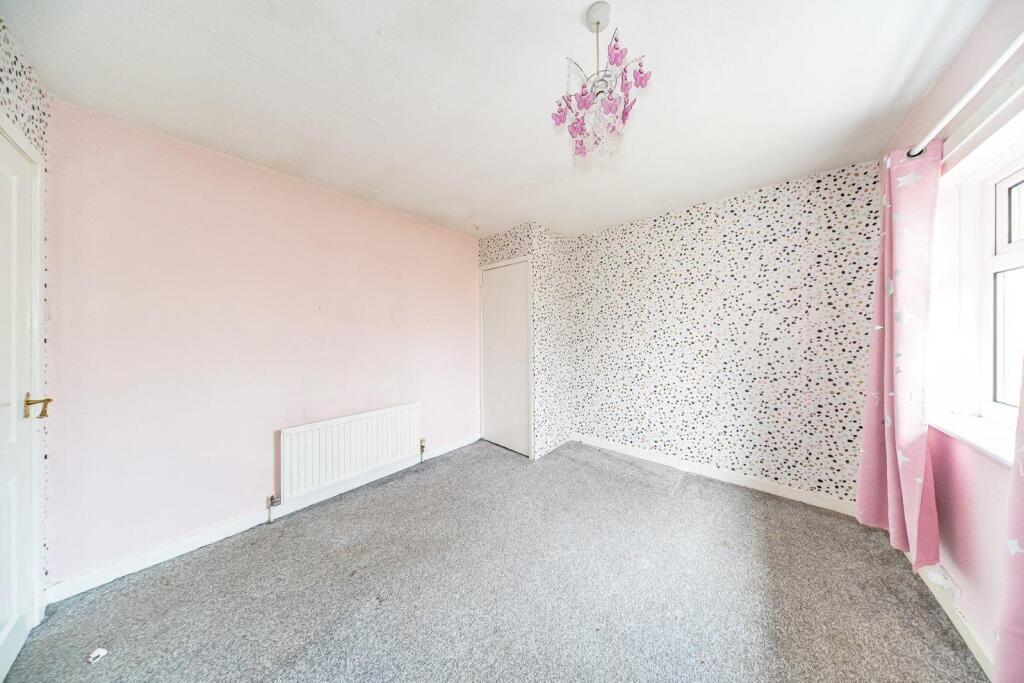 85 Bretherton Road bedroom 2 2.jpg