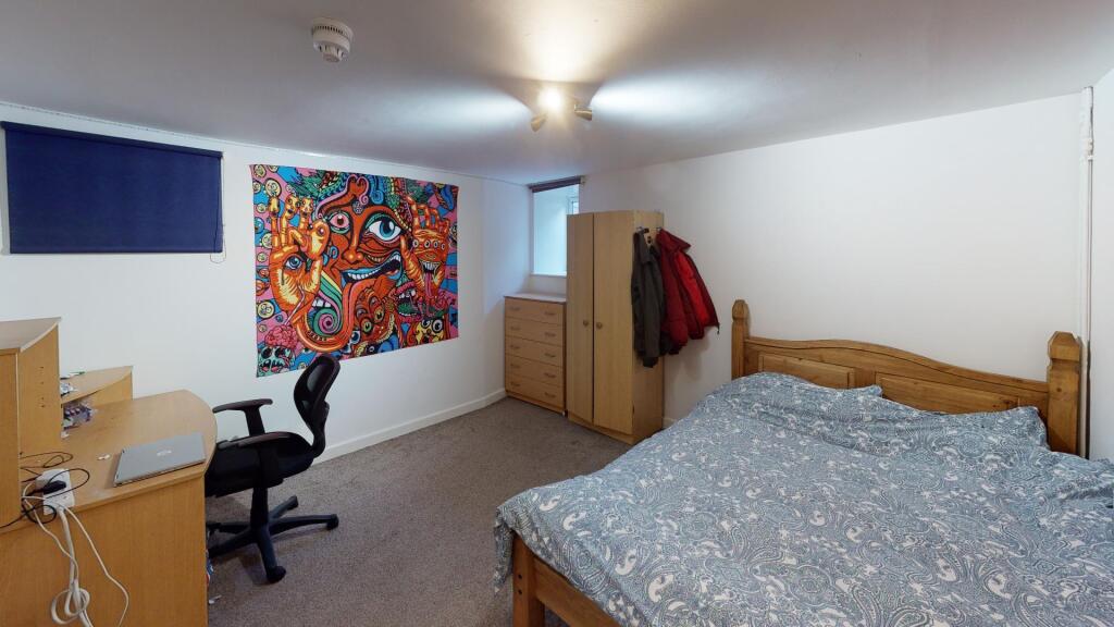 16-Watson-Road-Bedroom(7).jpg