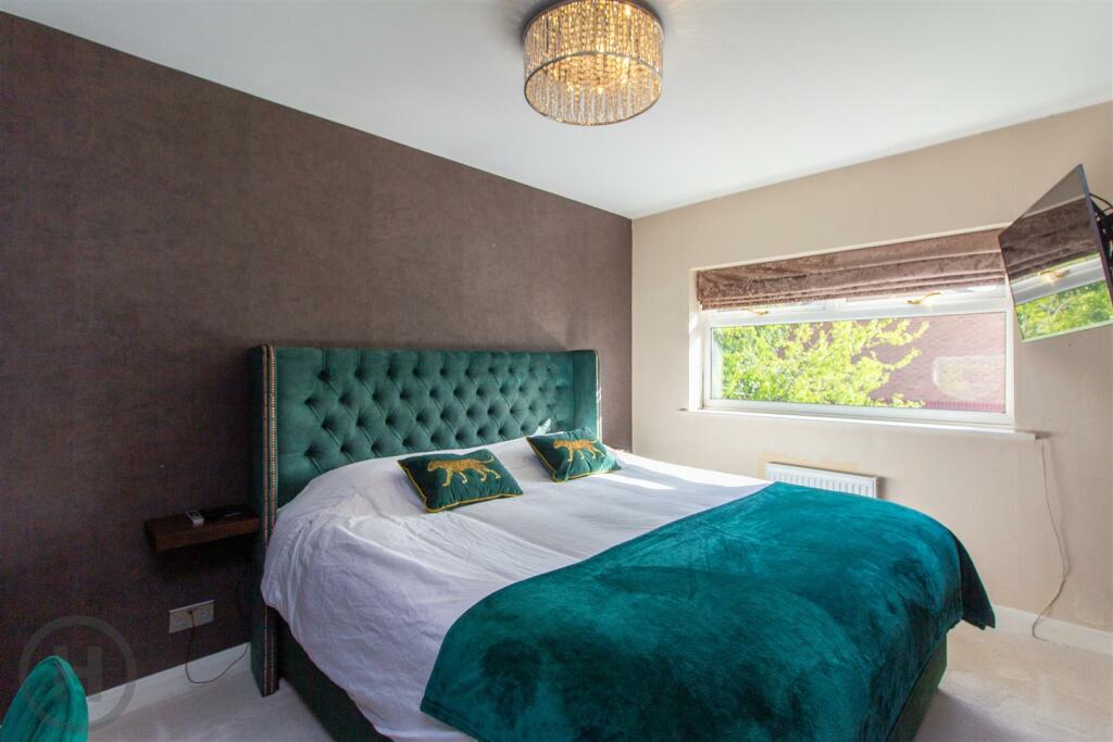 Bedroom One.jpg