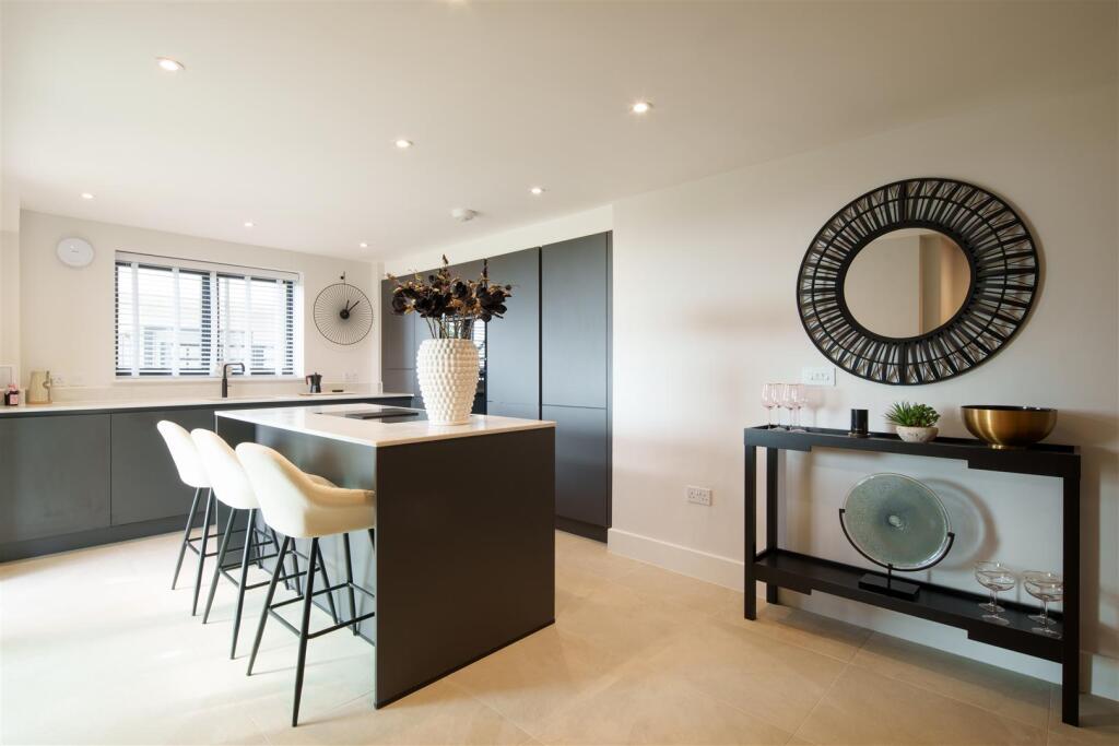 Flat-1-42-The-Esplanade-Frinton-On-Sea-2023_09_08_