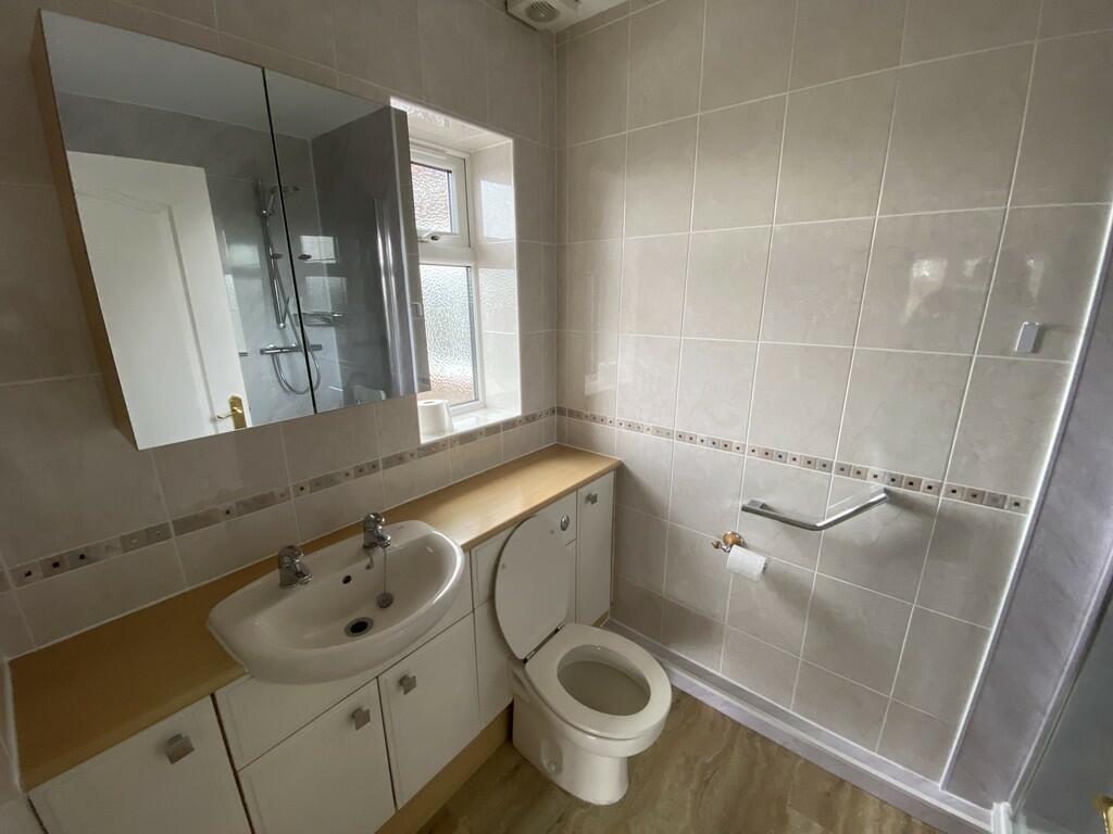 En-Suite Shower R...
