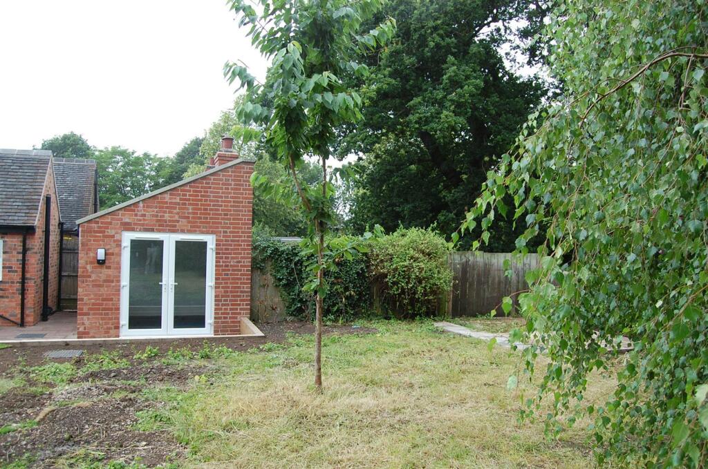 15. garden 2.JPG