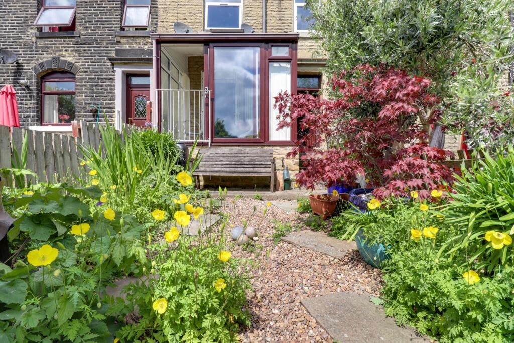 20- Martin Mellor EweMove Colne Valley