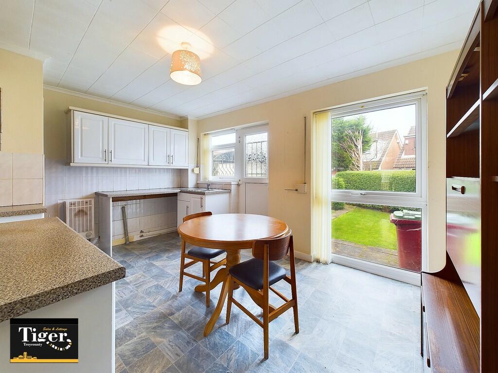 CAM03440G0-PR0186...