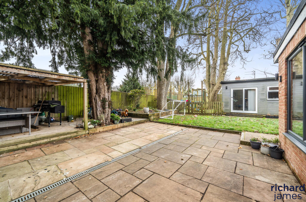 c9253b3c-e31d-4fa...