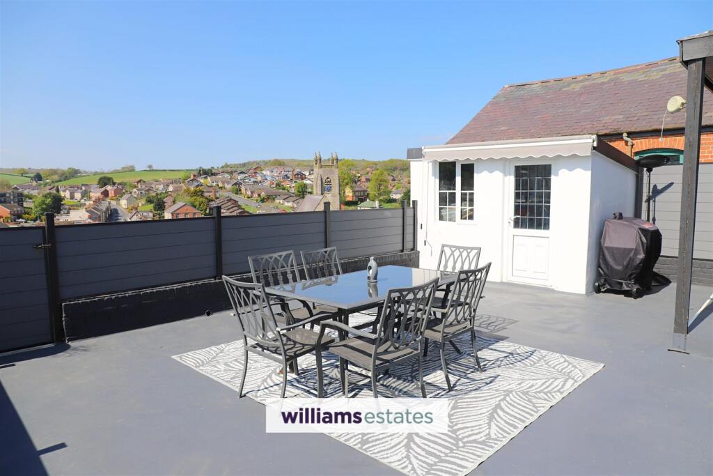 Outdoor Seating Area