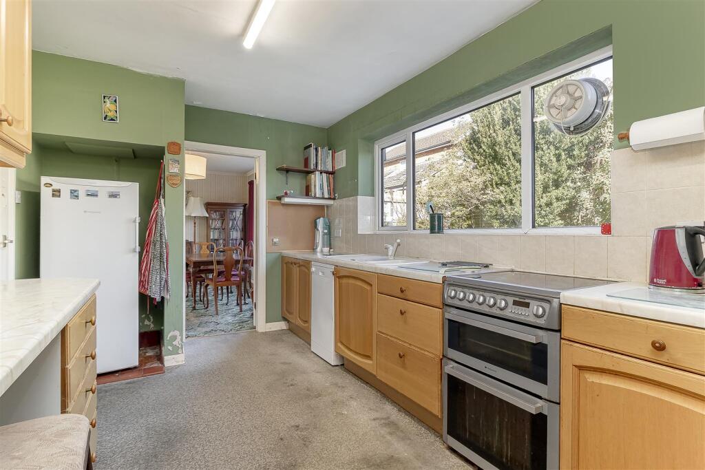 Kitchen - D.jpg