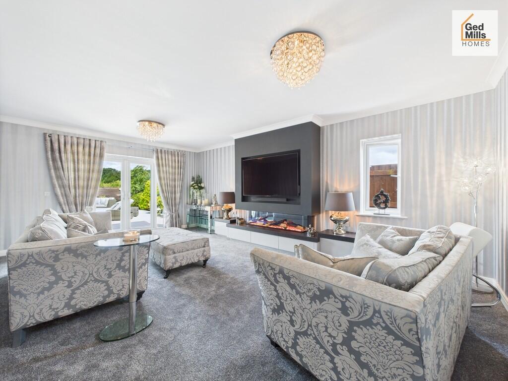 CAM04261G0-PR0070...