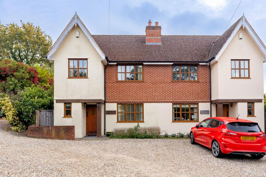 1  Coach House  (25).jpg
