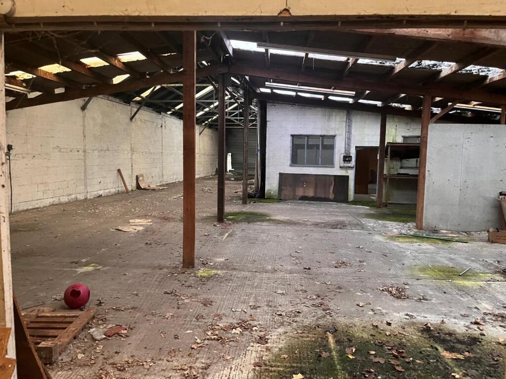 internal 1.jpg