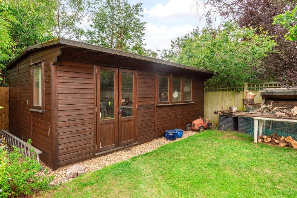 Outbuilding/Workshop