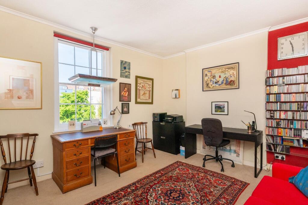 1S2PKN - Bedroom G.jpg