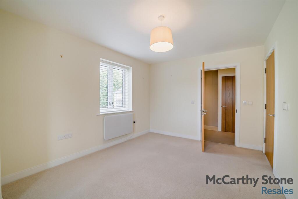 8663200-interior05-800.jpg