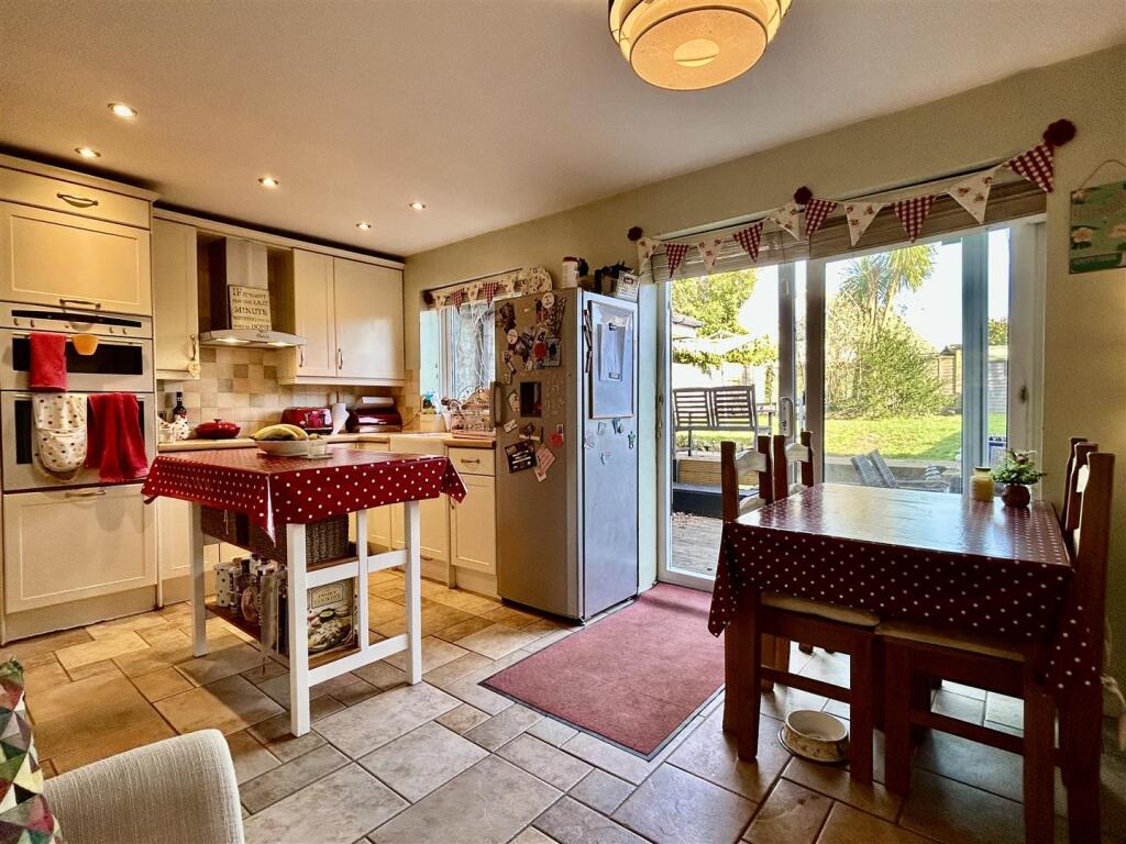 Kitchen Breakfast Room