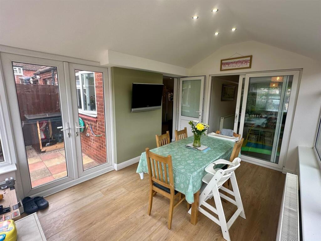 WhatsApp Image 2025-08-21 at 13.49.52_24cd5e06.jpg