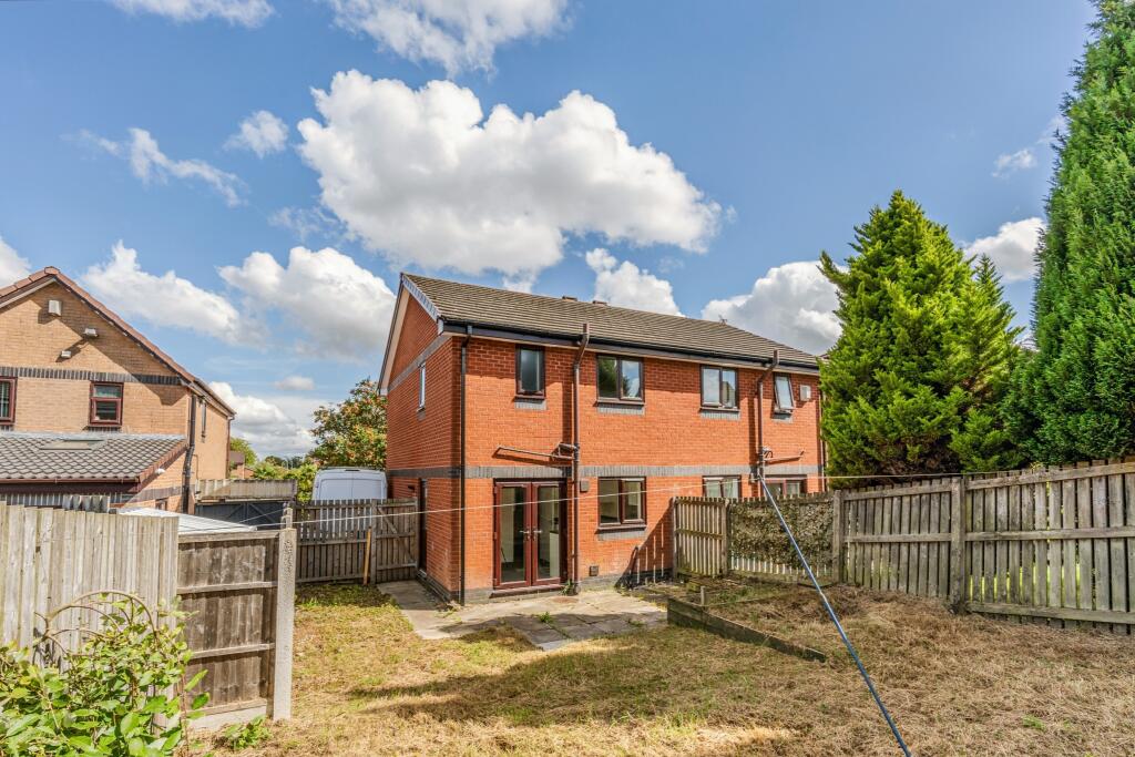 9 Sevenoaks Drive, Great Lever, Bolton, Greater Manchester, BL3 3ED
