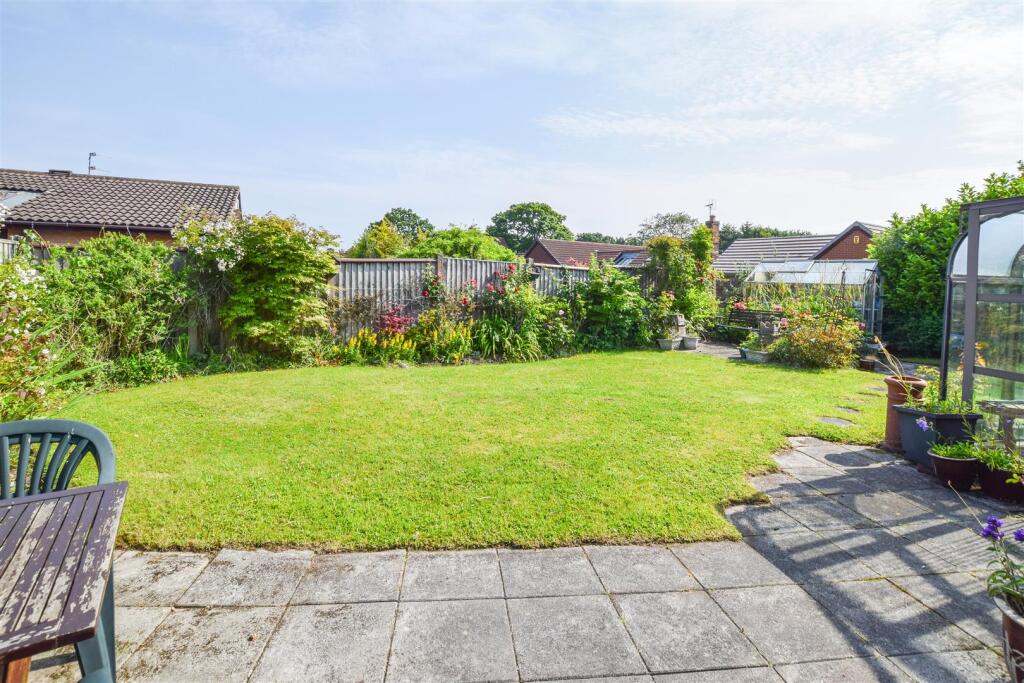 Constables - 2 Glendale Grove-10.jpg