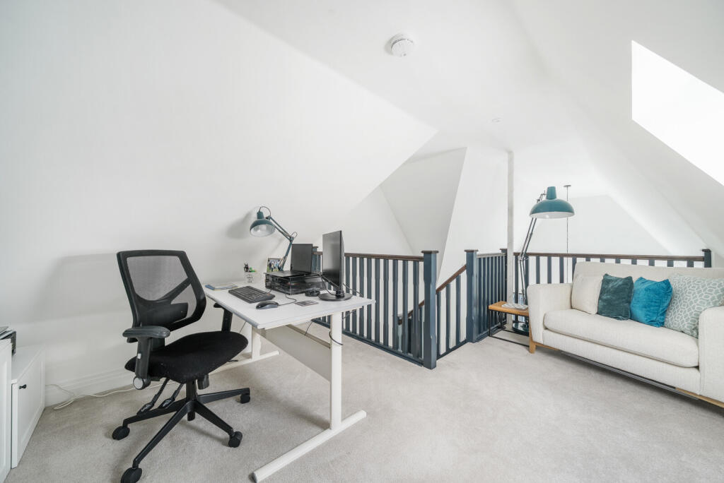 1296709-21-6839ad...