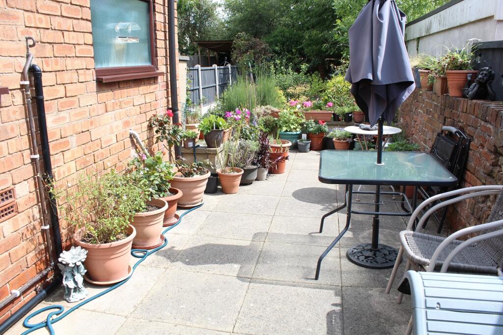 Outside Picture 2