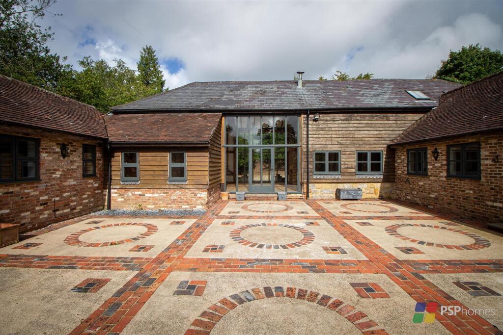 Courtyard towards Barn