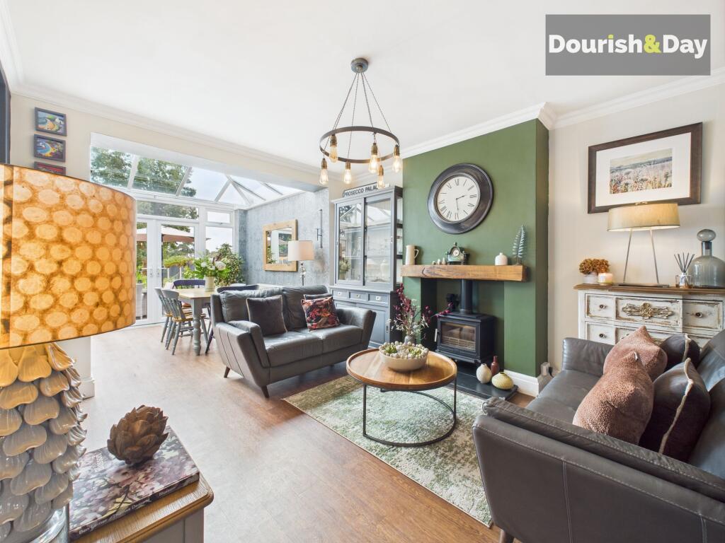 Open Plan Kitchen / Living Diner