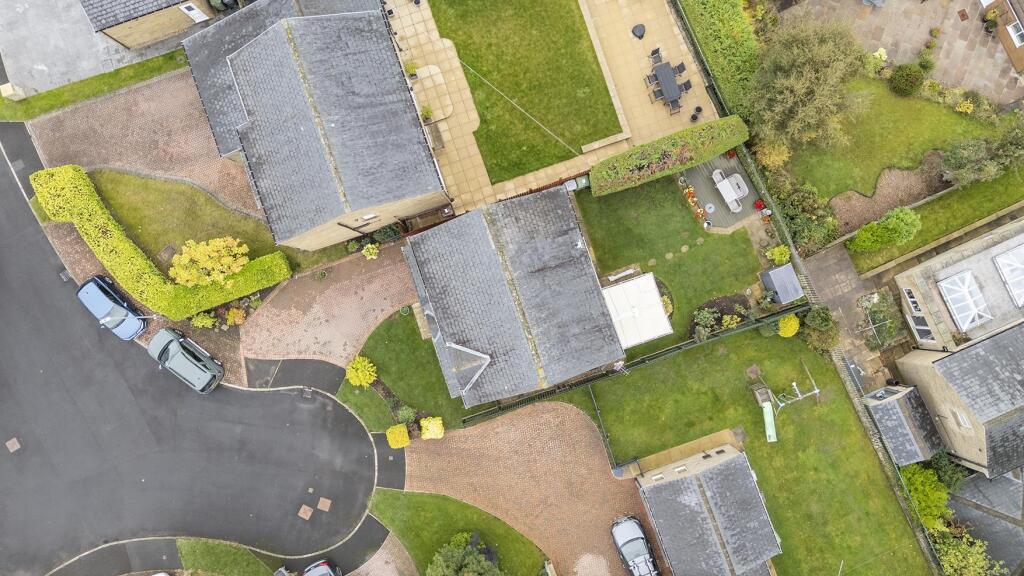36 Blacksmith Fold, Almondbury 34_297.jpg