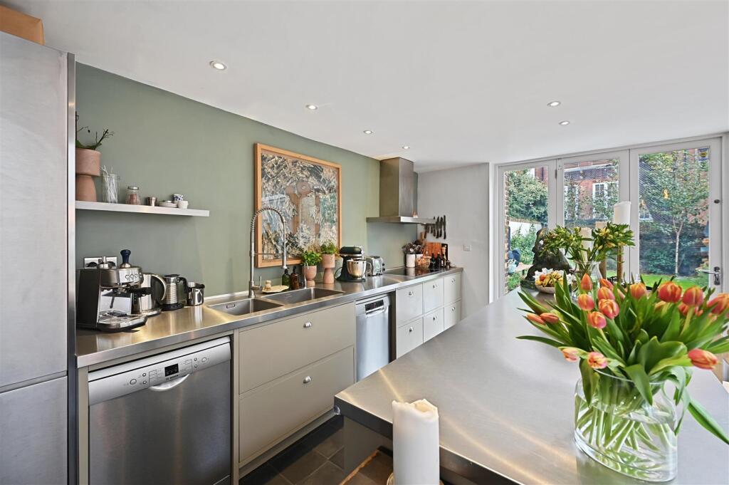 Thornfield Road - 57 (1).JPG