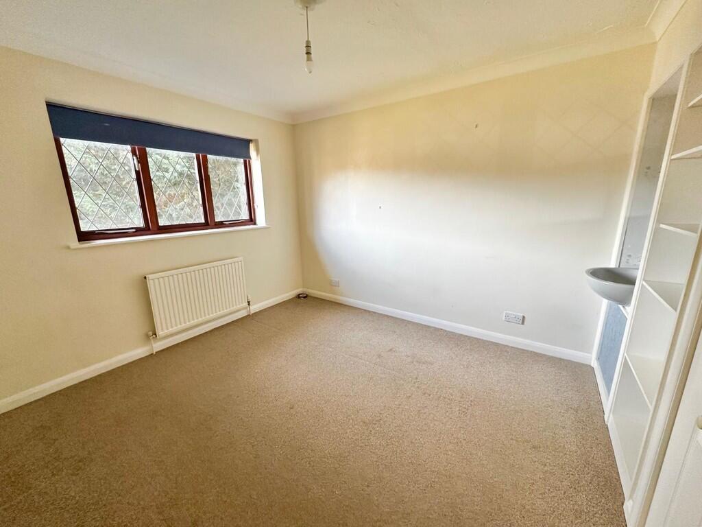 IMG-20250204-WA00...