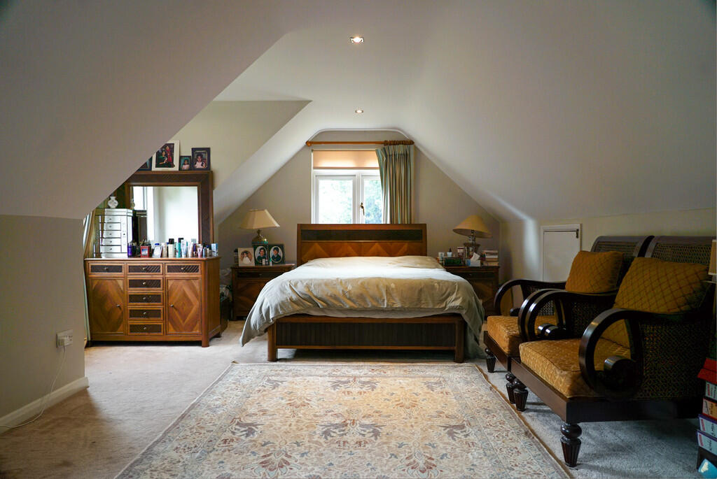 Mulberry Cottage-...