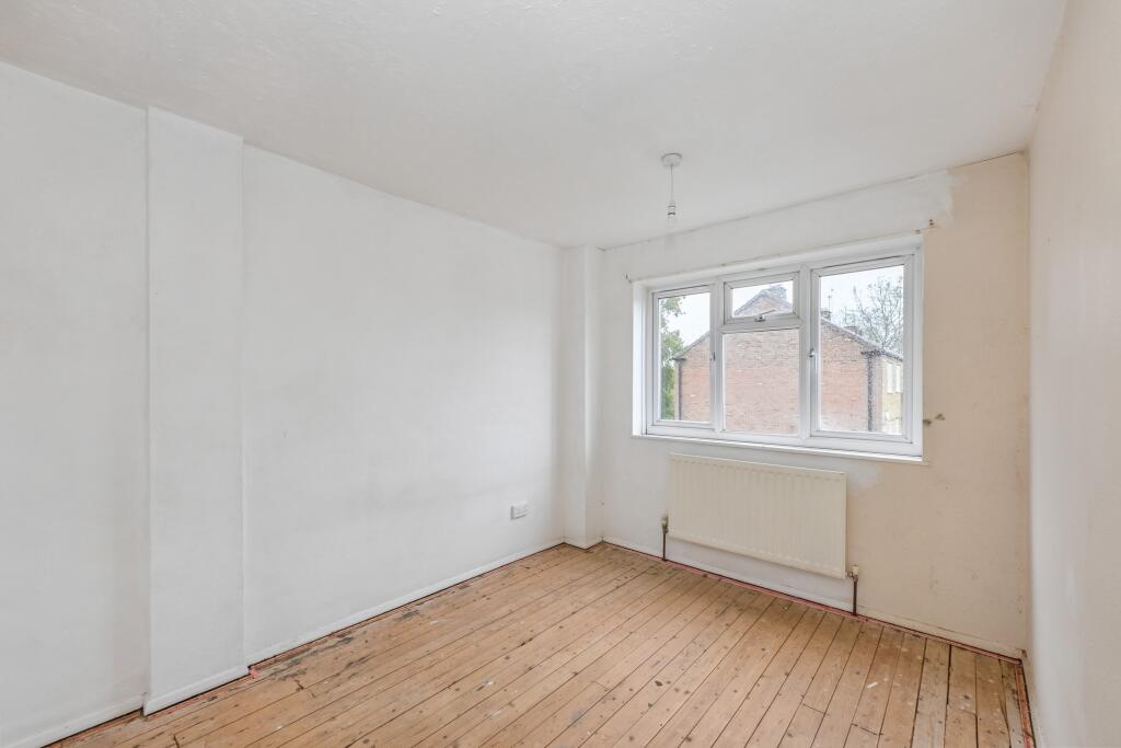 6A Holme Close, Cheshunt, Waltham Cross EN8 8ST
