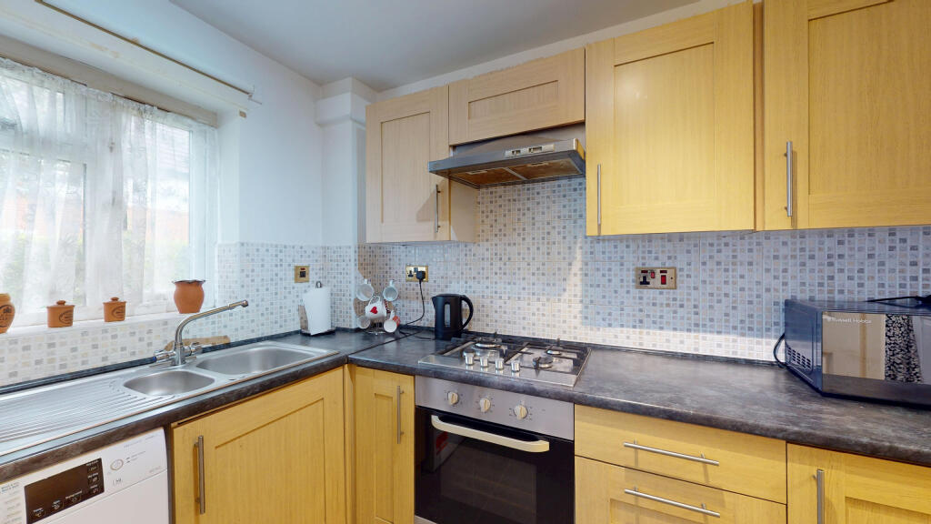 Flat-1-Lime-Tree-Court-05192025_125716