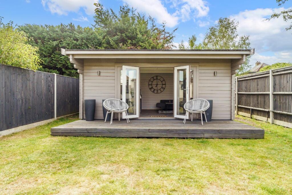 GAYFERE ROAD (2).jpg