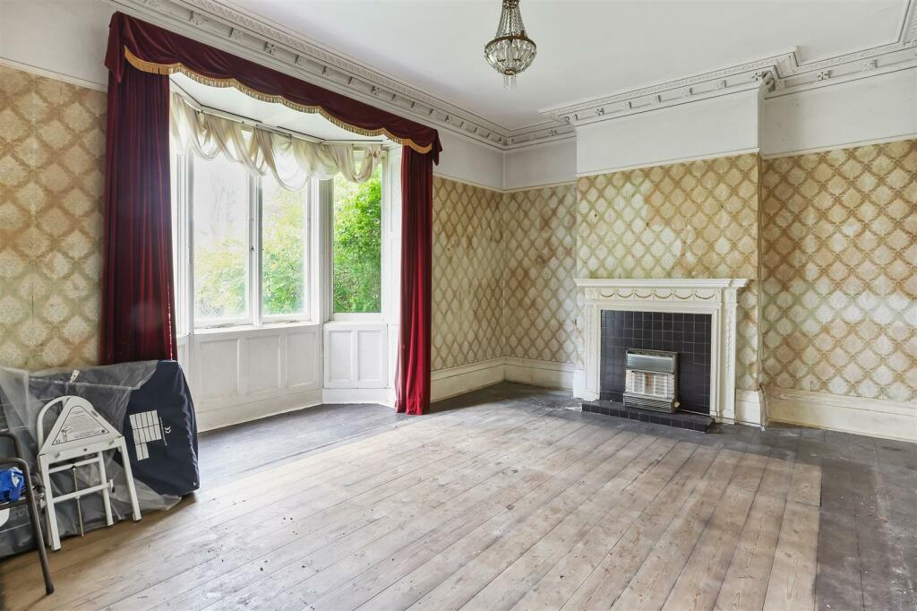 drawing room.jpg