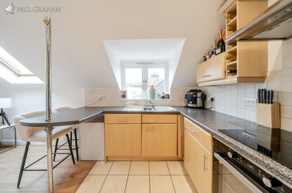 c020092b-3f23-4ef...