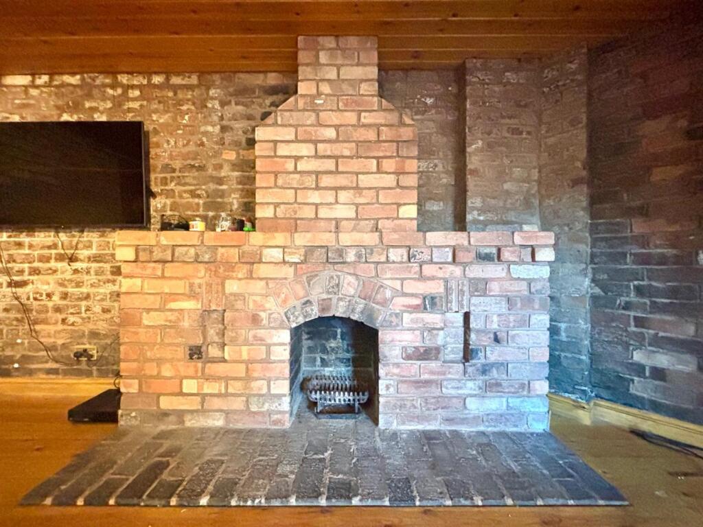 WhatsApp Image 2025-12-03 at 10.31.03 (10).jpeg