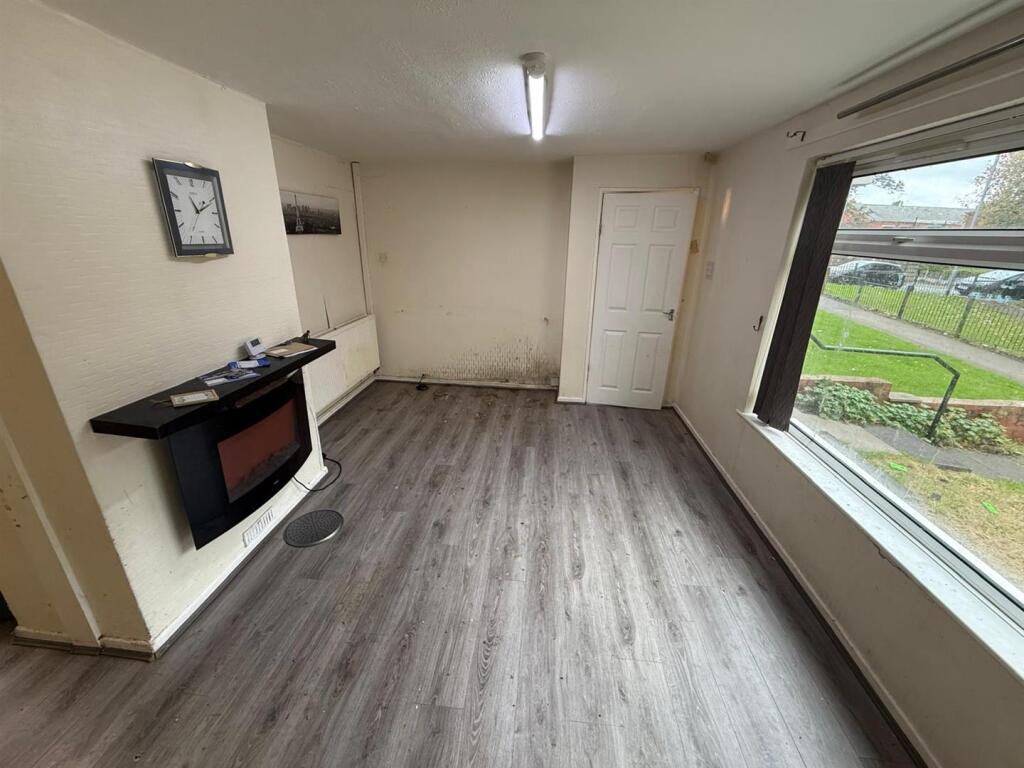 WhatsApp Image 2025-10-07 at 10.37.57_7cf07324.jpg