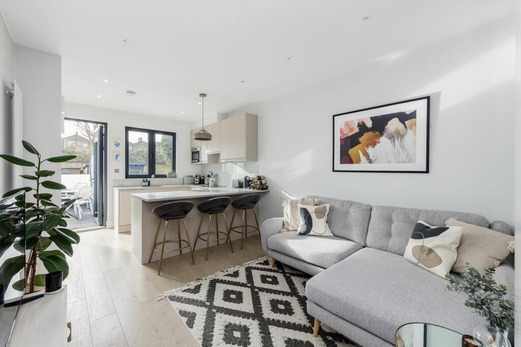 Kitchen / Living