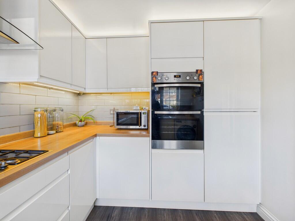 CAM05068G0-PR0059...