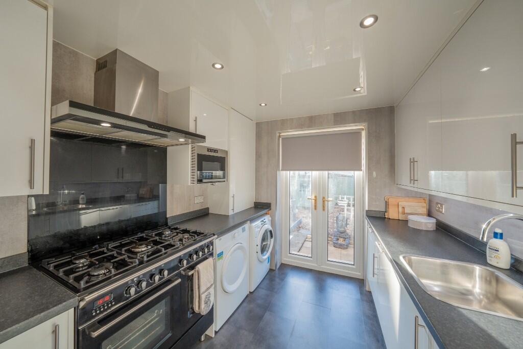 Hamsterley Crescent, Wrekenton, Gateshead, Tyne And Wear, NE9