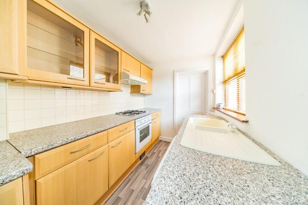 46 Columbia Road kitchen 2.jpg