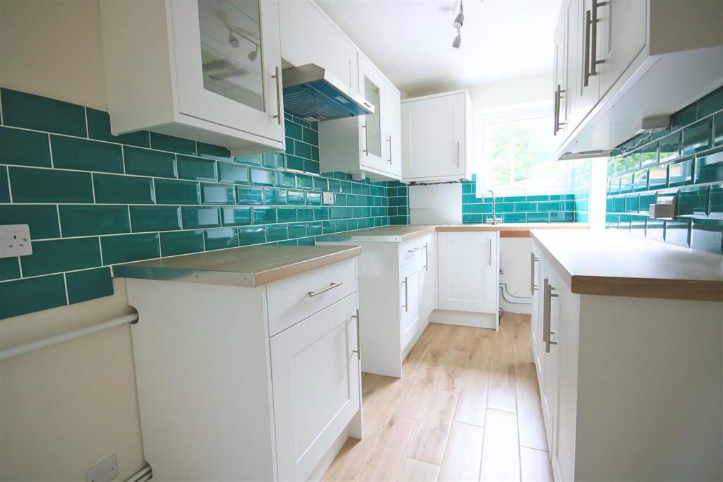 kitch1 (1).jpg