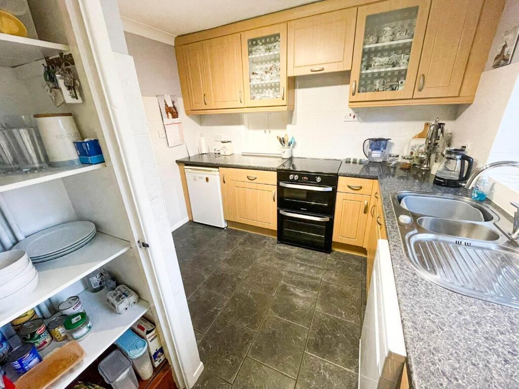 tlc_2b386309-ce7f-468e-8917-c628599577d3_8977836.j