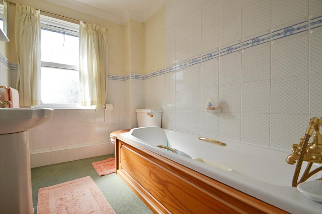 Bathrooom