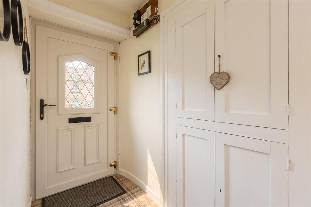 Bondgate 49 Hallway.jpg