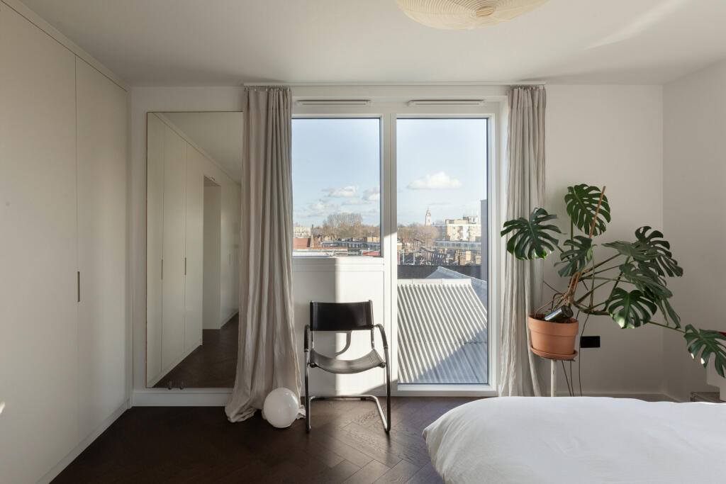 323049 - RF-SPURSTOWE-TERRACE-32.jpg